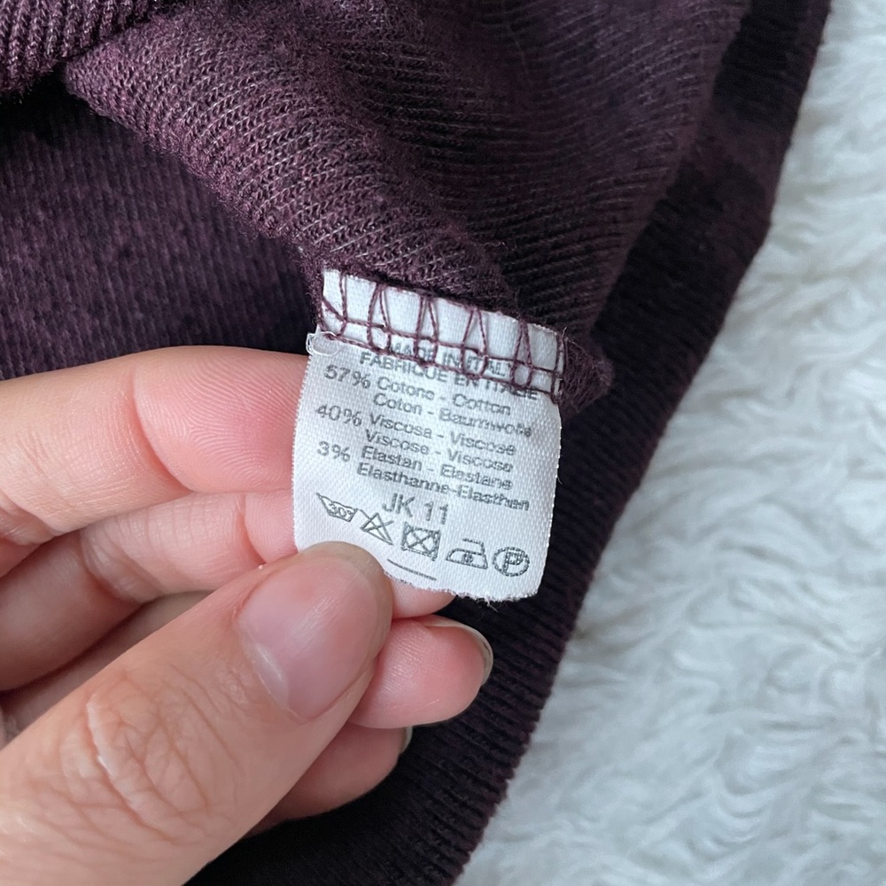Brandy Melville maroon long sleeve Callen Henley - Picture 6 of 15
